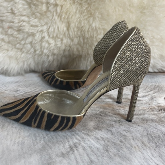 Manolo Blahnik Shoes - Picture 3 of 8